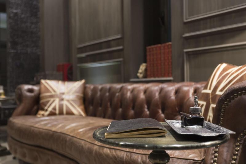 Forvm Boutique Hotel Трієст Екстер'єр фото