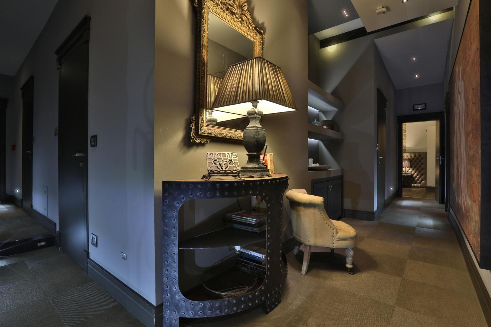 Forvm Boutique Hotel Трієст Екстер'єр фото