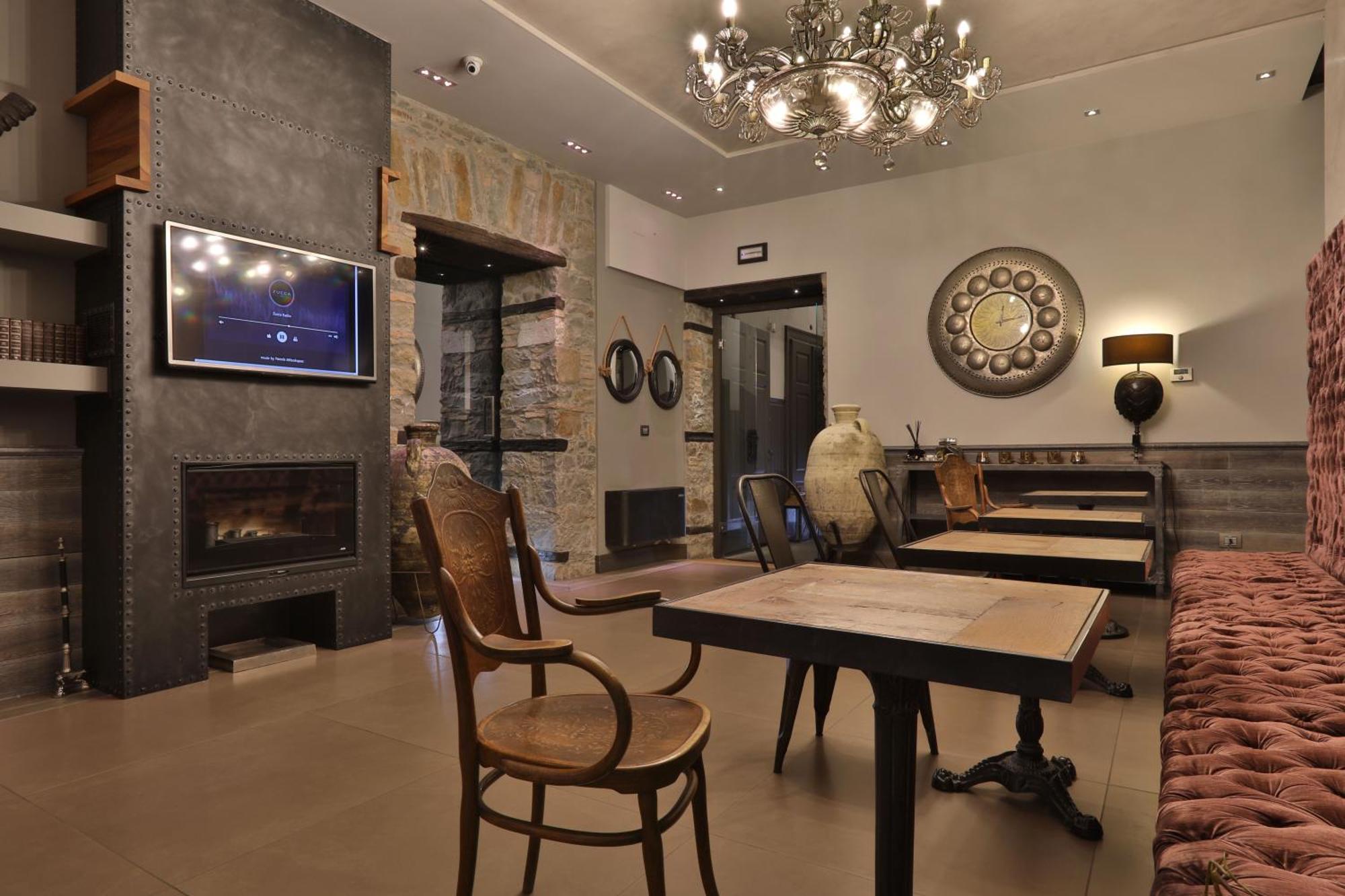 Forvm Boutique Hotel Трієст Екстер'єр фото